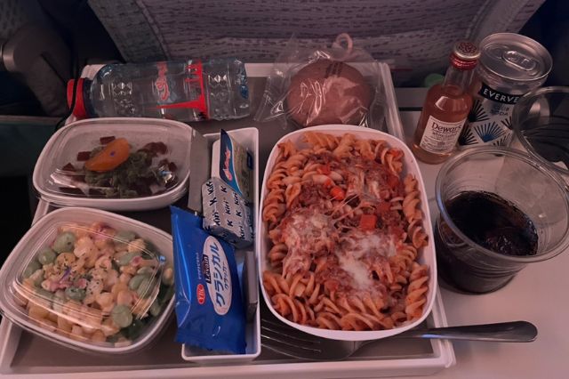 エミレーツ航空の機内食